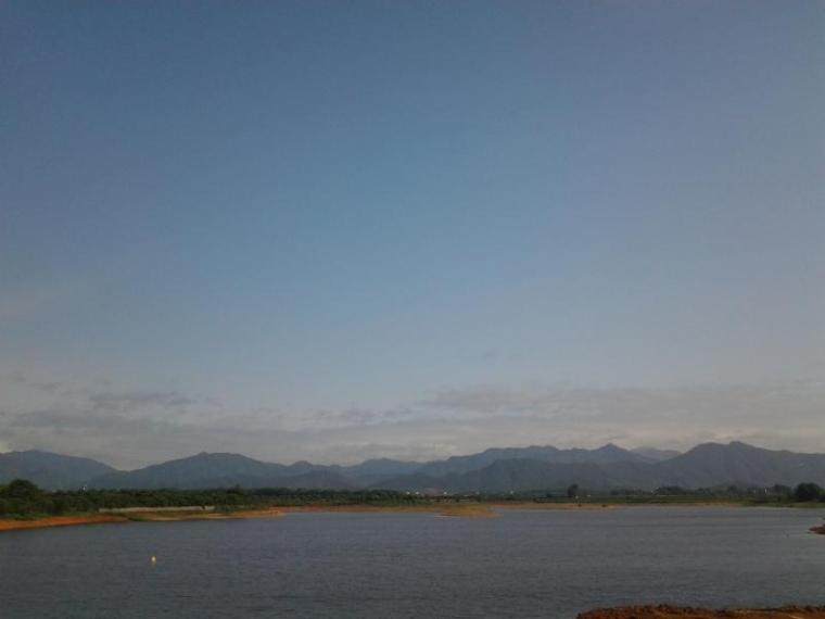 蓝天碧水