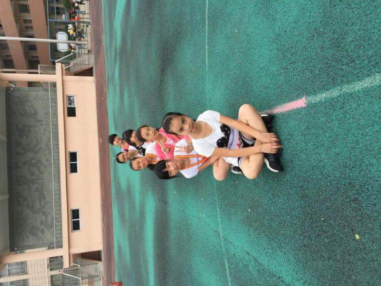 运动会女生合影