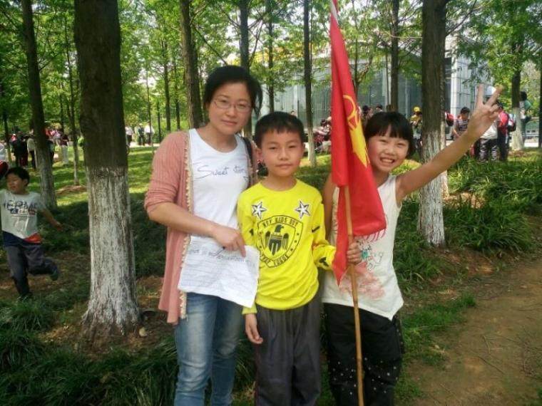 我喜爱的老师和同学