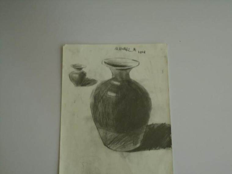 大花瓶和小花瓶